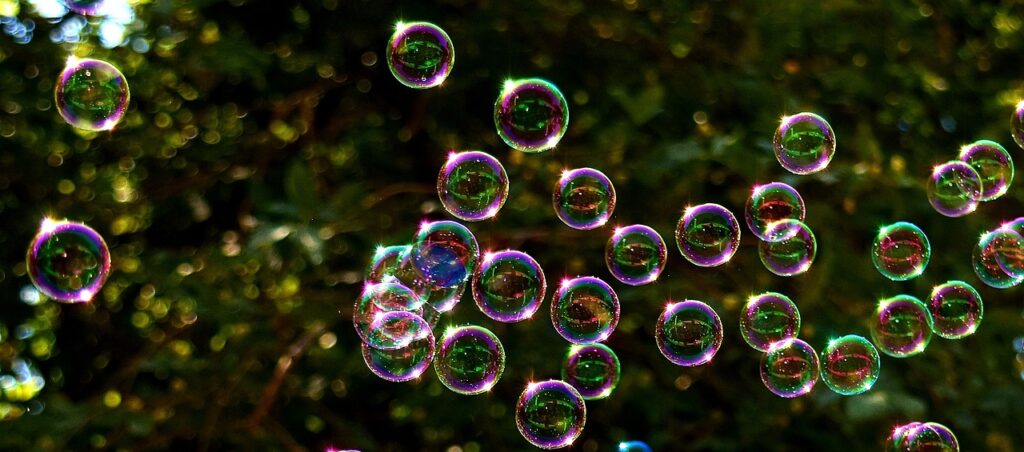 Riconoscere la felicità - bolle di sapone